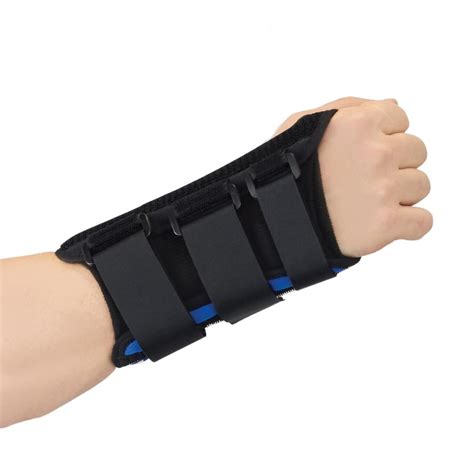 medi protect Universal Wrist Brace – ShopOrthopedics