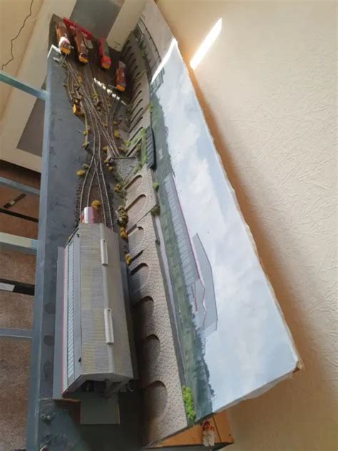 00 GAUGE DIESEL Depot Layout DCC wired( No Controller) including Locos ...