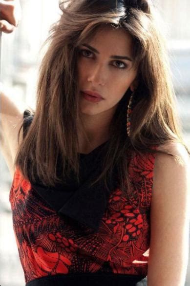Nesrin Cavadzade Death Fact Check, Birthday & Age | Dead or Kicking