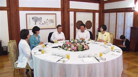 문재인 대통령 초청 4당 대표 첫 오찬 회동국정운영 5개년 계획 발표 네이트 뉴스