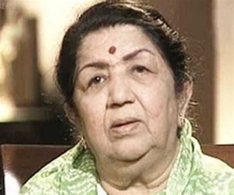 Lata Mangeshkar Biography Childhood Life Achievements And Timeline