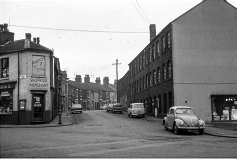 35 Pictures Of North Staffordshire Including Bert Bentleys Burslem