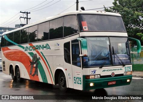 Empresa de Transportes Andorinha 5129 em São Paulo por Márcio Douglas