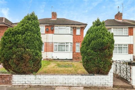 Chaffcombe Road Sheldon Birmingham B26 3 Bedroom Semi Detached House