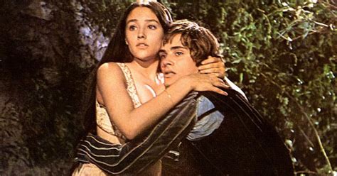 Romeo và Juliet kiện Paramount lừa diễn viên đóng cảnh nude