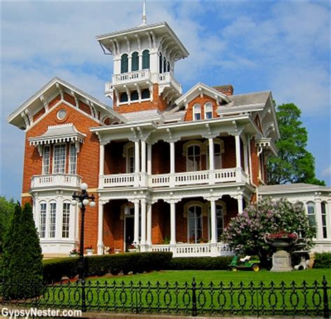 The GypsyNesters | Beautiful, Historic Galena, Illinois