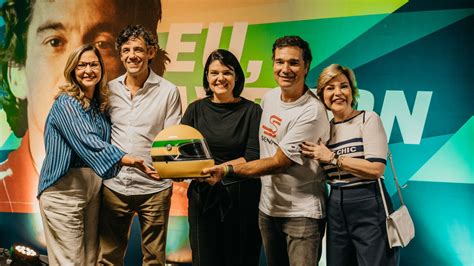 Exposi O De Ayrton Senna Abre Temporada No Shopping Recife Roberta