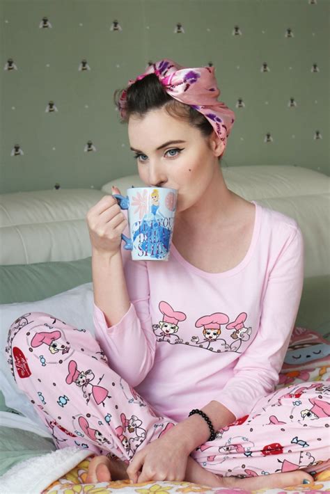 I Love Lucy Chocolate Factory Pyjama Review Miss Monmon