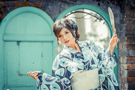 K Asian Bokeh Brown Haired Hands Hand Fan Glance Kimono Hd