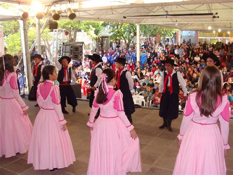 EMEF Padre Nóbrega Grupo de Danças Tradicionais Gaúchas