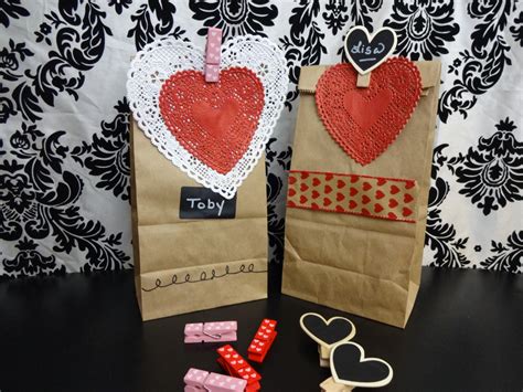 Diy Valentines Day Treat Bags For The Classroom