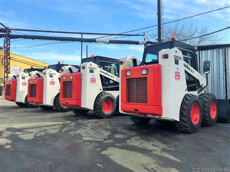 новый Мини-погрузчик с бортовым поворотом Bobcat S530 в продаже на ...