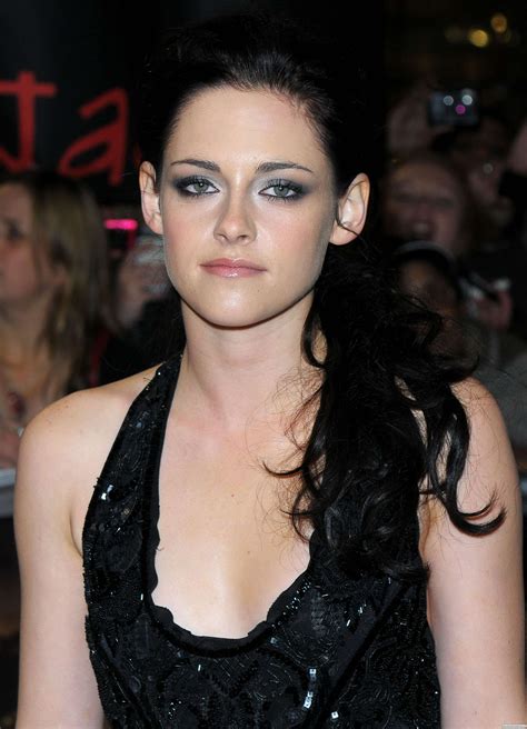 'The Twilight Saga: Breaking Dawn Part 1' London Premiere - November 16, 2011. [New Photos ...