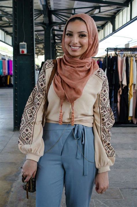 Pin On O U T F I T S Fashion Hijab Outfit Hijab Fashion