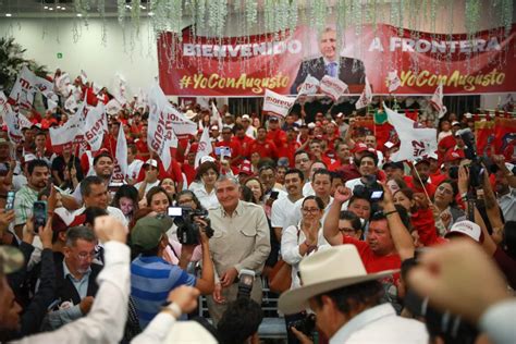 Reciben A Ad N Augusto En Coahuila Con Gritos De Presidente