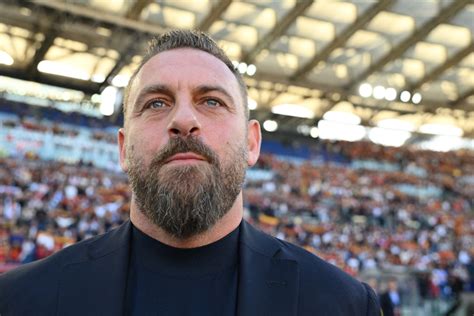 De Rossi Pressione Incredibile Da Allenatore Della Roma Nel Derby