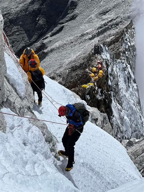 Amadablam, Nepal : r/pics