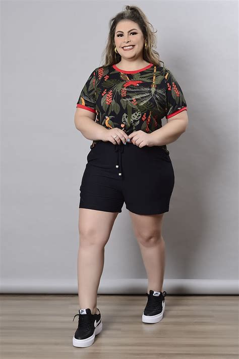 Shorts Preto Em Viscolycra Tropical Plus Size Preto