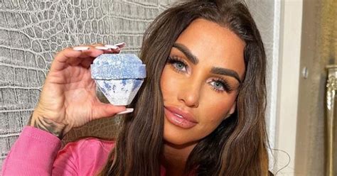 Katie Price Fans Say She Looks So Much Better As She Debuts Bold New