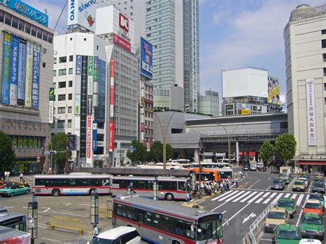 渋谷駅前ハチ公口・西口｜街並み町並み写真集【街画コム】