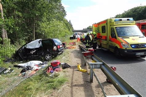 A13 Unfall Unfalle Suche Nach Ursache Fur Unfall Mit Zwei Toten Auf