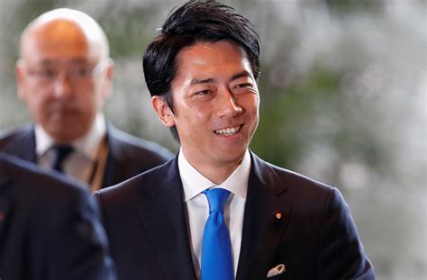 小泉進次郎氏に待ったの声。国会議員の育休はアリかナシか？ 社会の今、未来の私 Mi Mollet（ミモレ） 明日の私へ、小さな一歩