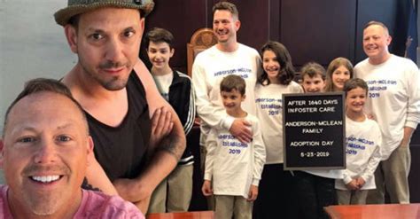 Una pareja gay adopta a seis niños en Estados Unidos