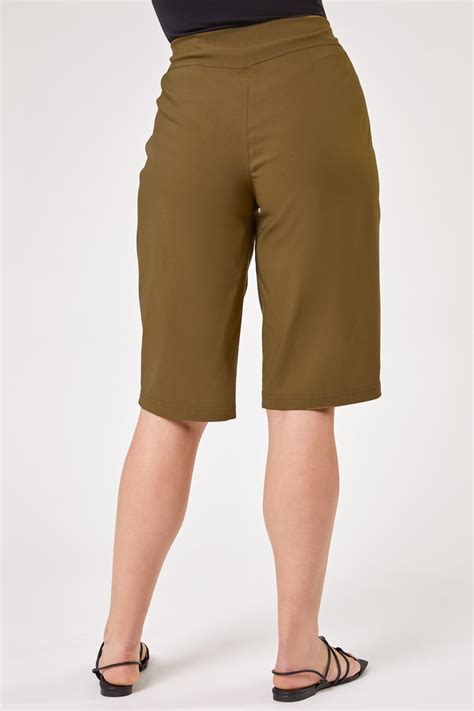 Curve Knee Length Stretch Shorts In Olive Roman Originals Uk