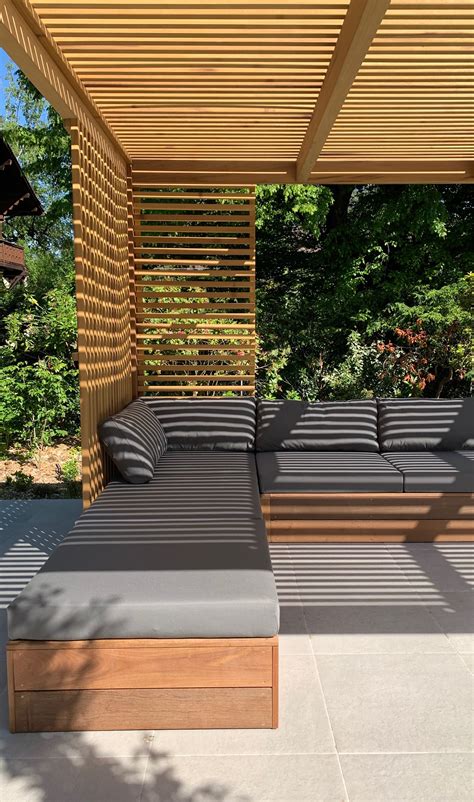 Cr Ation De Pergola En Bois Exotique Pour Un Espace D Tente Marseille