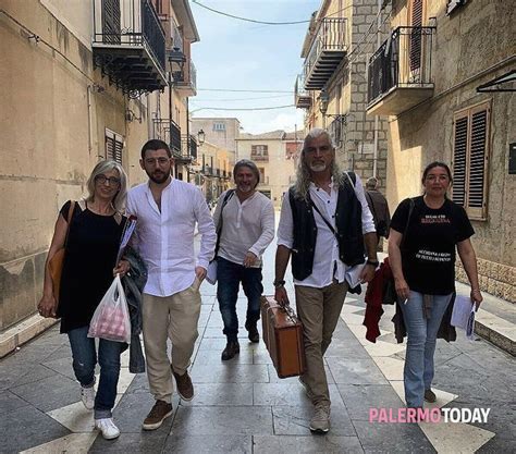 Palermo a tía talíu parole storie e cunti palermitani