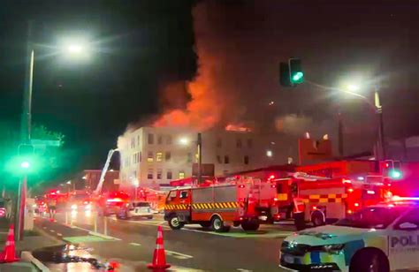 Video Al Menos Seis Muertos Y Once Desaparecidos Tras Incendiarse Un