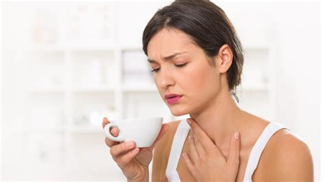 Sore Throat Symptoms Causes Treatment Preventions Symptom Clinic