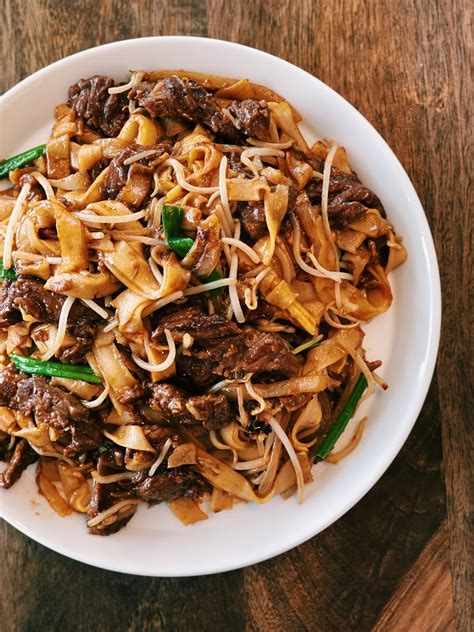 Beef Chow Fun Wide Rice Noodles Sellers Instrumentation Kmitl Ac Th