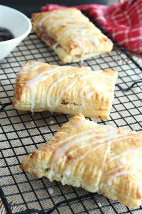 Make These Easy Breakfast Pastries Ready In 15 Minutes Kitchen Dreaming