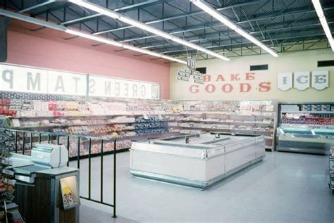 Inside the Tom Thumb Supermarket in 1966 Through Vintage Snaps ...