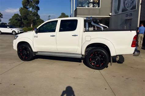 Toyota Hilux With Blade Series V 20 Inch Wheels