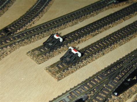 Do it Yourself in Z-scale: Laying and Ballasting Z-scale Track