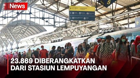 Ribuan Penumpang Padati Stasiun Lempuyangan YouTube