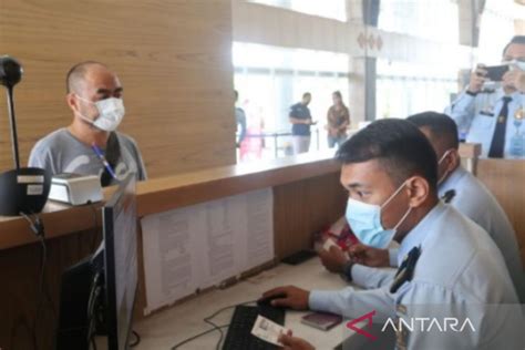 Kemenkumham Sesuaikan Tarif Layanan Keimigrasian Baru Antara News