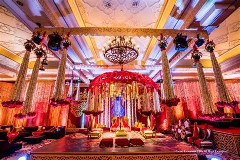 Divya And Karan Taj Palace Hotel New Delhi Weddings Weddingsutra