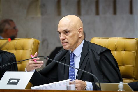 Alexandre de Moraes determina suspensão imediata do X ex Twitter no