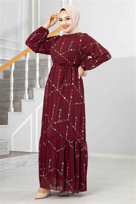 Ellipse Embroidered Hijab Chiffon Dress Claret Red