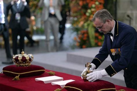 Dutch inauguration: Prince Charles and Camilla watch Willem-Alexander ...