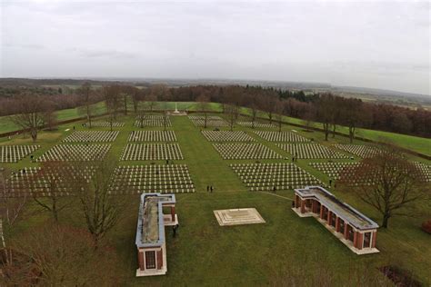 Canadian War Cemetery Groesbeek - Groesbeek - TracesOfWar.com