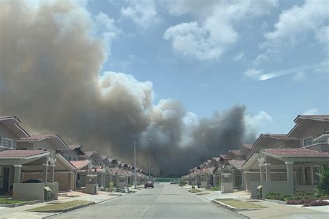 Humo del vertedero en Colón afecta a comunidades cercanas Panamá América