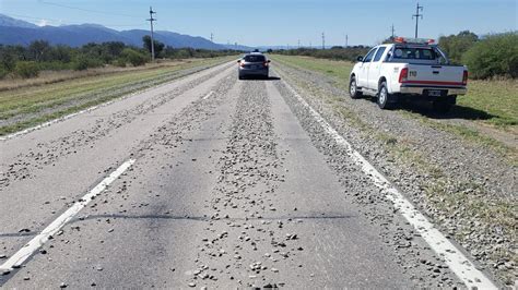 Por Ripio En Calzada Transitar Con Precauci N Por Ruta