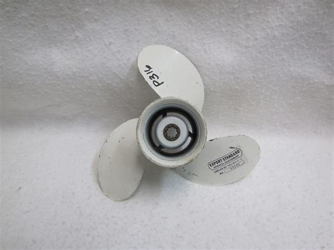 Yamaha Outboard Aluminum 3 Blade 9 1 49 Propeller 63V 45945 00 EL