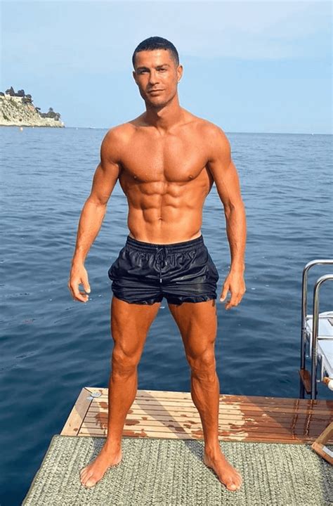 Calciatori In Vacanza Dai Social Le Foto Sexy Dell Estate 2020 Gay It