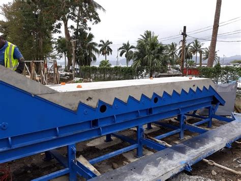 Precast Concrete Stair Mould. Staircase Mold - Concrete Staircase and ...