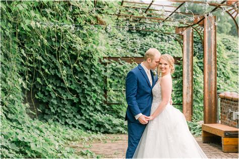 The Standard Knoxville: Wedding Venue Highlight | alyssa-rachelle.com